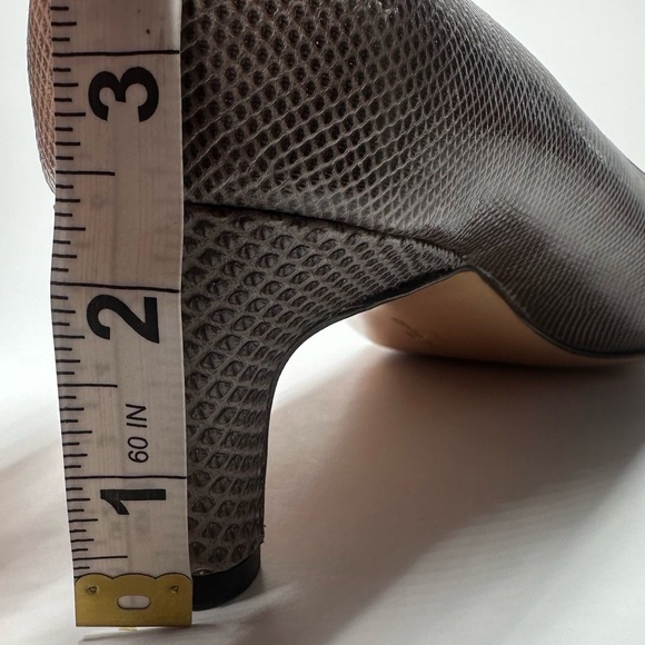 New Never Worn Salvatore Ferragamo Snakeskin Pumps Heels Leather Made Italy 8.5 - Picture 14 of 14